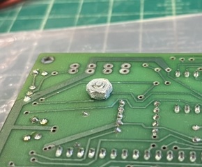 -5V regulator screw short