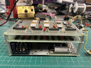Powered JOLT 4K System, from the side