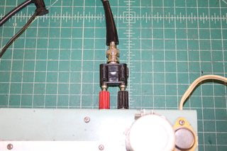 Binding posts with Pomona BNC adapter