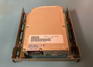 ST-157A IDE hard disk